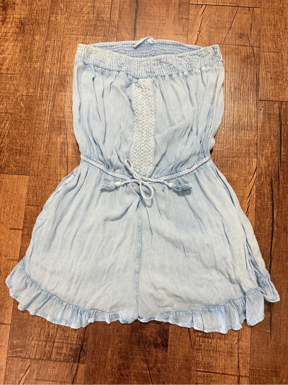 Sally & Lolly Strapless Chambray Romper Light Blue Ruffle Hem Pockets Size Small